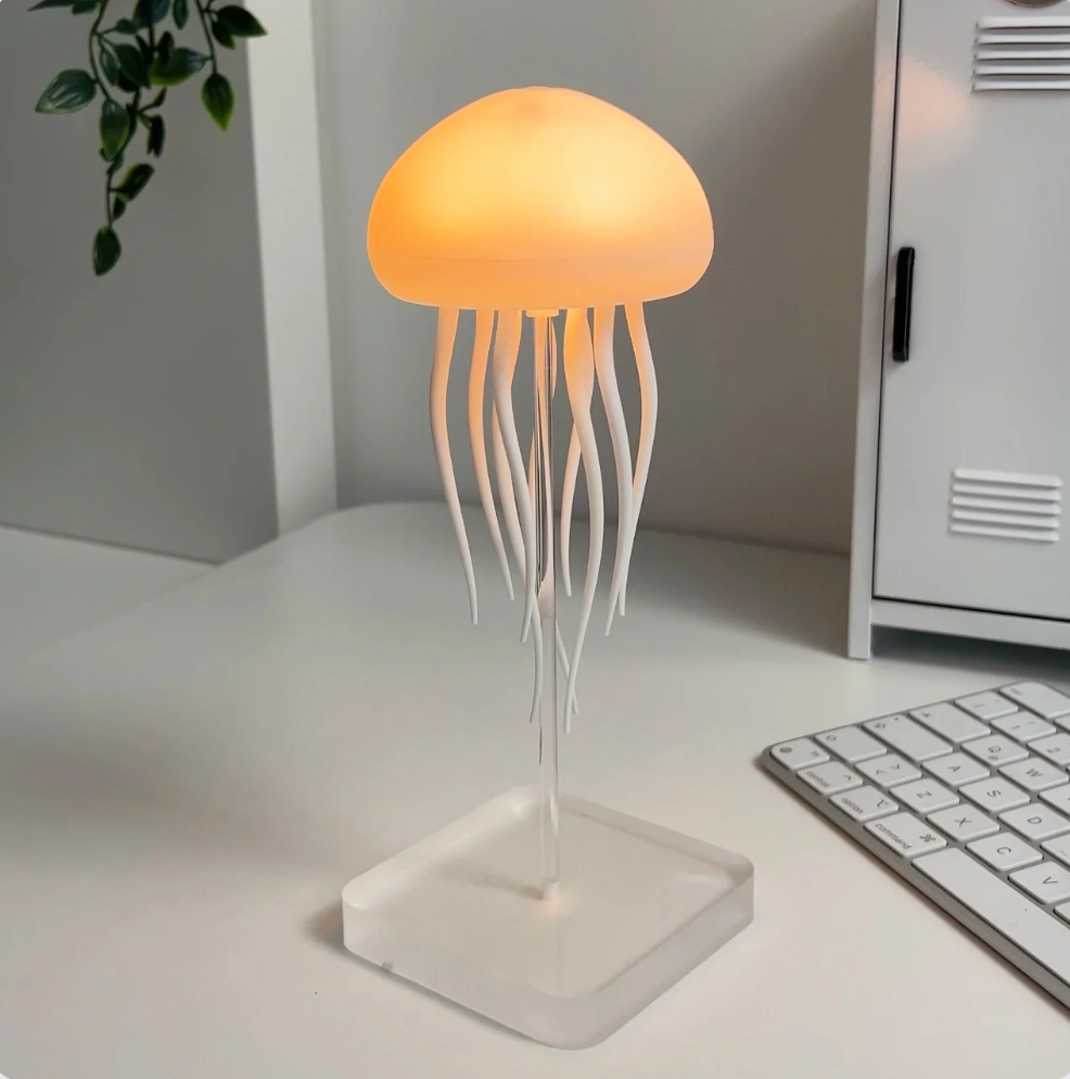 Jellyfel's Dancing Jellyfish Lamp